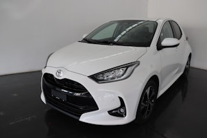Vehicle image TOYOTA Yaris 1.5 VVT-i HSD Trend