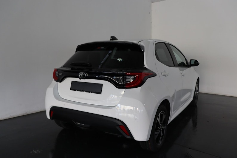 Vehicle image TOYOTA YARIS