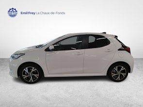 Vehicle image TOYOTA Yaris 1.5 VVT-i HSD Trend