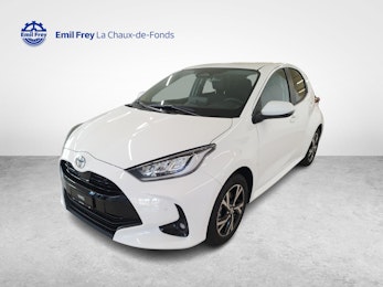 Vehicle image TOYOTA Yaris 1.5 VVT-i HSD Trend