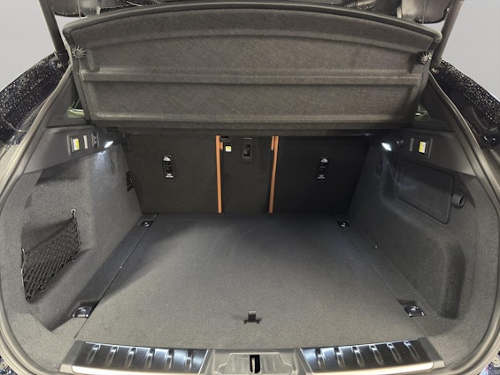 Vehicle image 13 Vehicle image 13