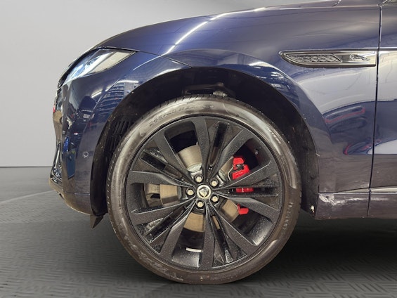 Vehicle image 14 Vehicle image 14