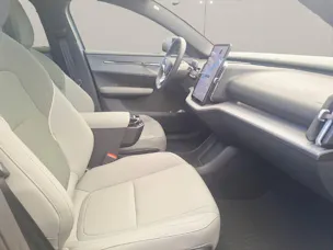 Volvo EX30 CC E60 Twin Ultra Performance