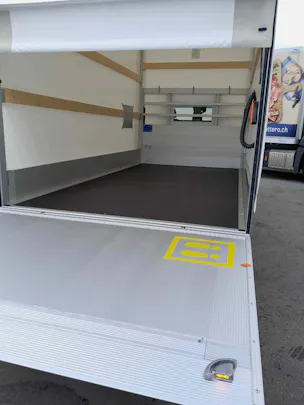 Mercedes-Benz Sprinter 317 CDI PRO CH L 4x2
