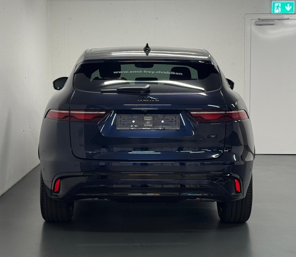 Vehicle image JAGUAR F-PACE