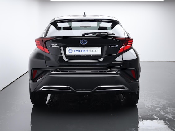 Vehicle image 8