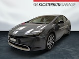 First vehicle image