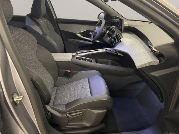Peugeot 3008 1.2 Hybrid Allure Premium