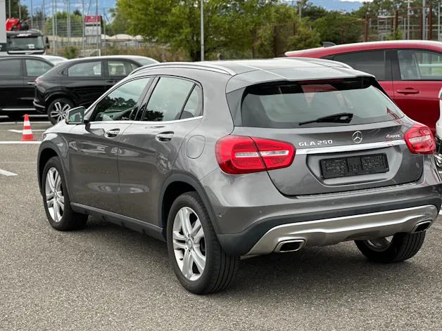 Mercedes-Benz GLA 250 Urban 4m