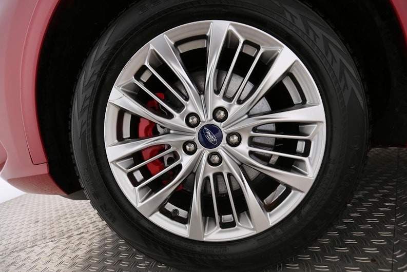 Vehicle image FORD KUGA