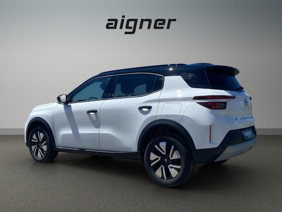 Vehicle image 2 Vehicle image 2