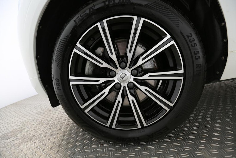 Vehicle image VOLVO XC60