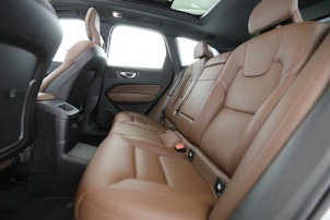 Vehicle image VOLVO XC60 2.0 T6 TE Inscription eAWD