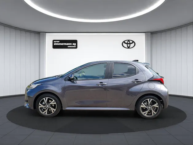 Toyota Yaris 1.5 VVT-i HSD Trend