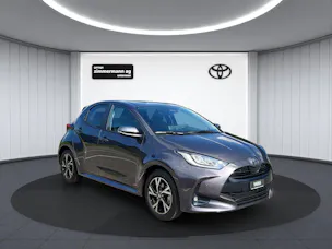 Toyota Yaris 1.5 VVT-i HSD Trend