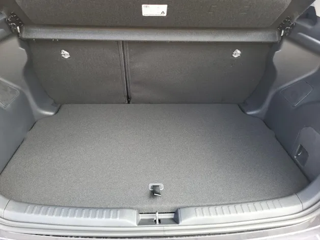Toyota Yaris 1.5 VVT-i HSD Trend