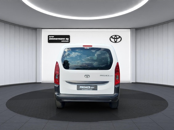 Vehicle image 7 Vehicle image 7