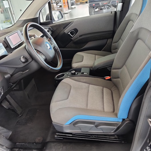 Vehicle image BMW i3