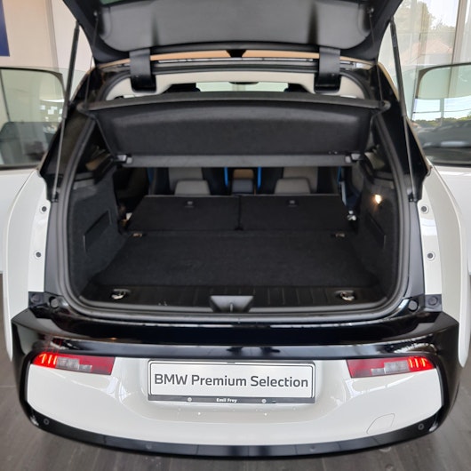 Vehicle image BMW i3