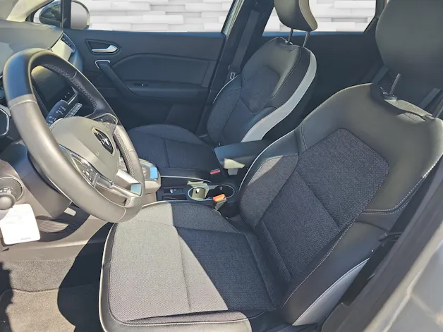 Renault Captur 1.3 TCe 140 Intens EDC