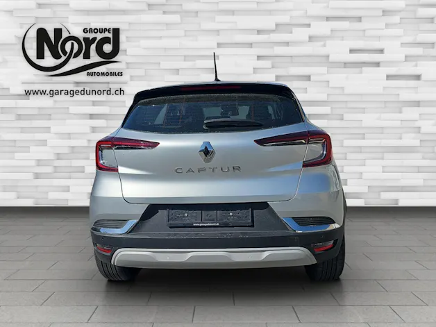 Renault Captur 1.3 TCe 140 Intens EDC