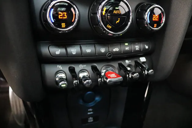 Mini 2.0i John Cooper Work SAG