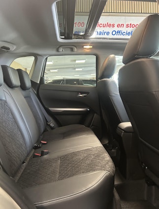 Vehicle image 18