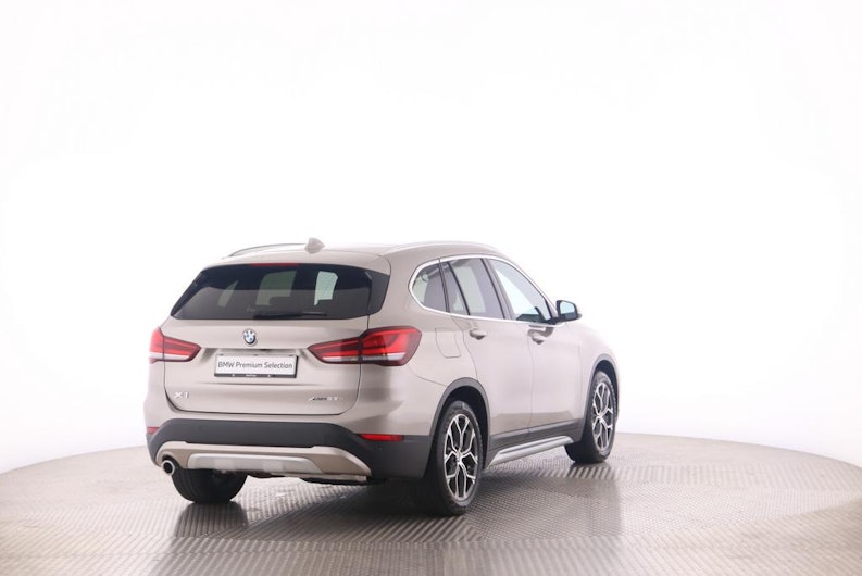 Vehicle image BMW X1