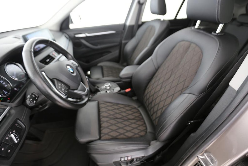 Vehicle image BMW X1