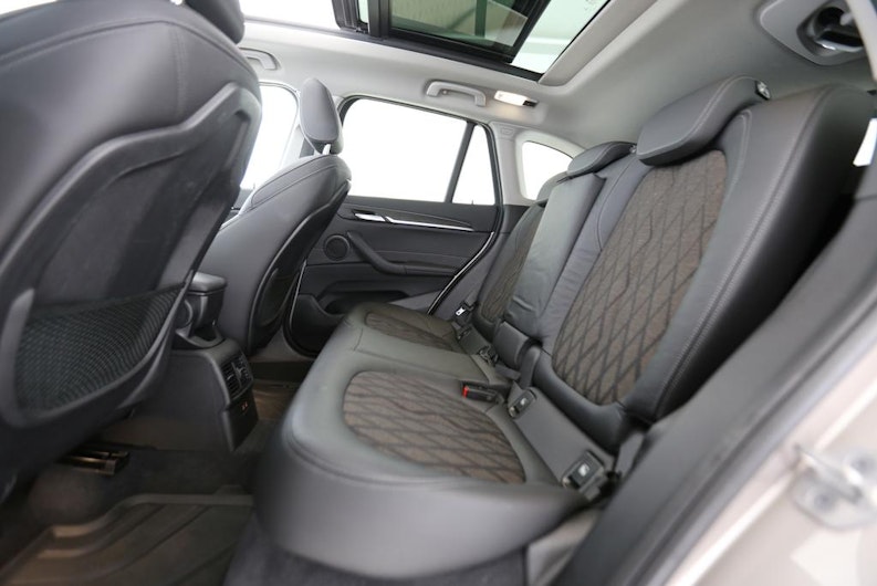 Vehicle image BMW X1