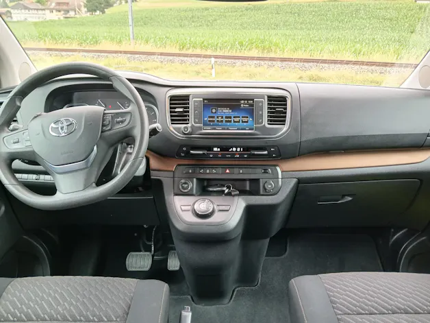 Toyota PROACE Verso L1 2.0 D Trend