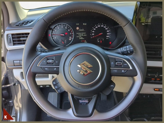 Vehicle image 9 Vehicle image 9