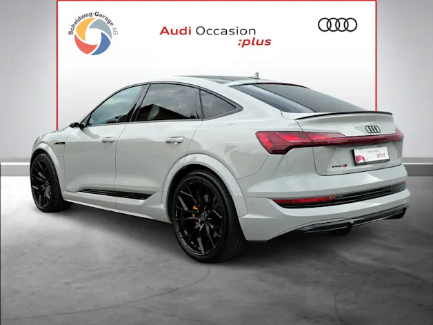 AUDI e-tron S Sportback quattro