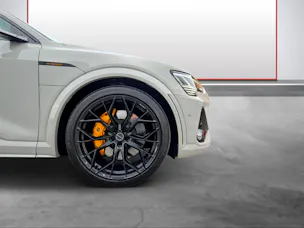 AUDI e-tron S Sportback quattro