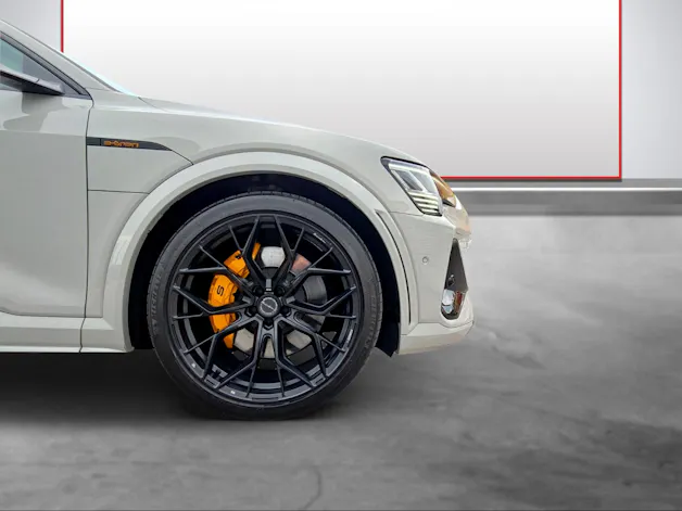 AUDI e-tron S Sportback quattro