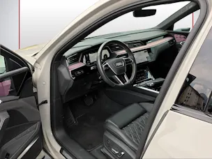 AUDI e-tron S Sportback quattro