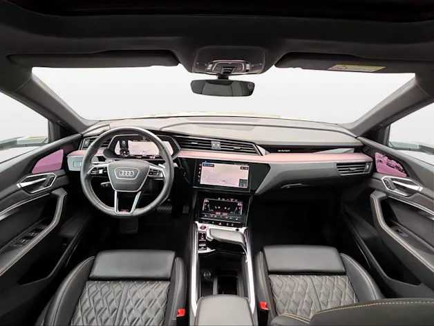 AUDI e-tron S Sportback quattro