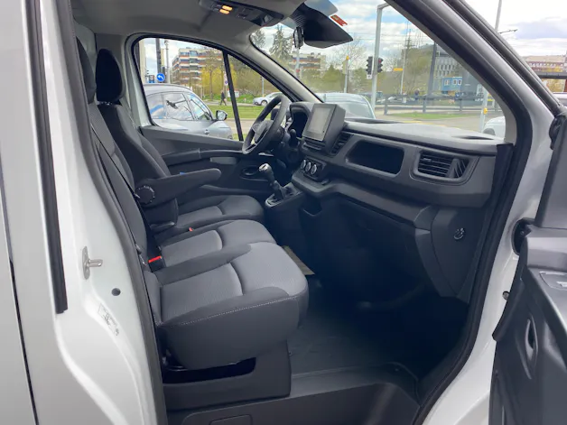 Renault Trafic 2.0 Blue dCi 130 Advance L2H1 EN