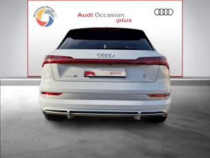 Audi e-tron S quattro