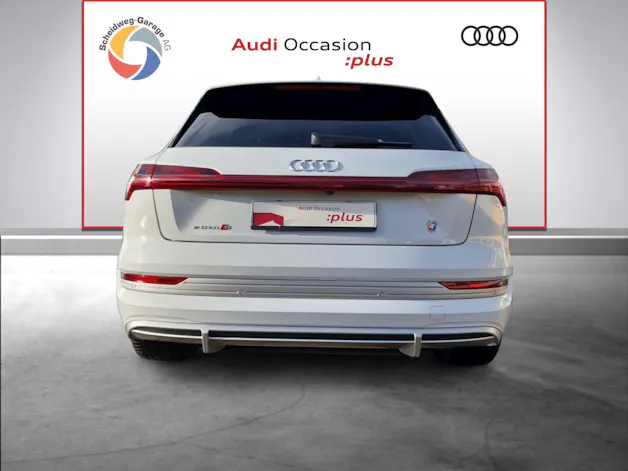 Audi e-tron S quattro