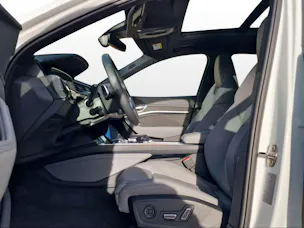 Audi e-tron S quattro