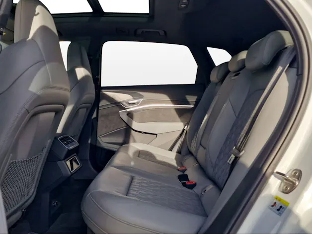 Audi e-tron S quattro