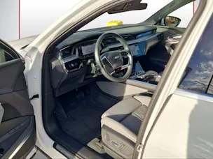 Audi e-tron S quattro