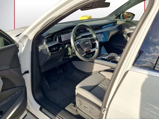 Audi e-tron S quattro