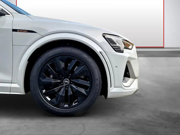 Audi e-tron S quattro