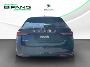 Škoda Octavia Combi 2.0 TSI DSG Selection 4x4