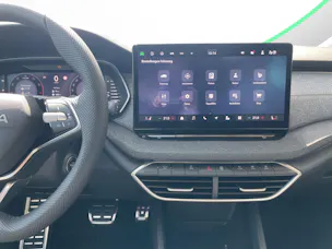 Škoda Octavia Combi 2.0 TSI DSG Selection 4x4