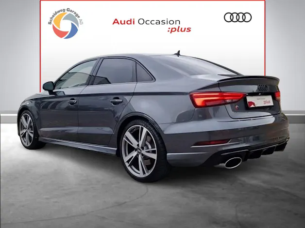 Audi RS3 Limousine 2.5 TSI quattro S-tronic