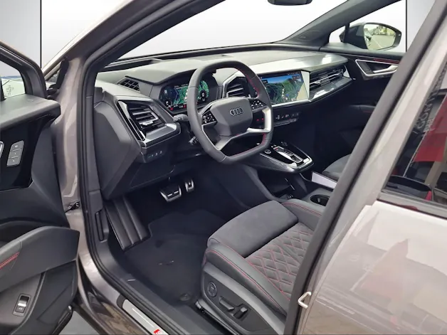 Audi Q4 e-tron 45 Edition Swiss Ski quattro