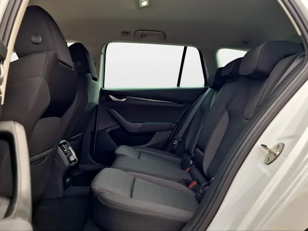 Škoda Octavia Combi 2.0 TDI DSG Selection